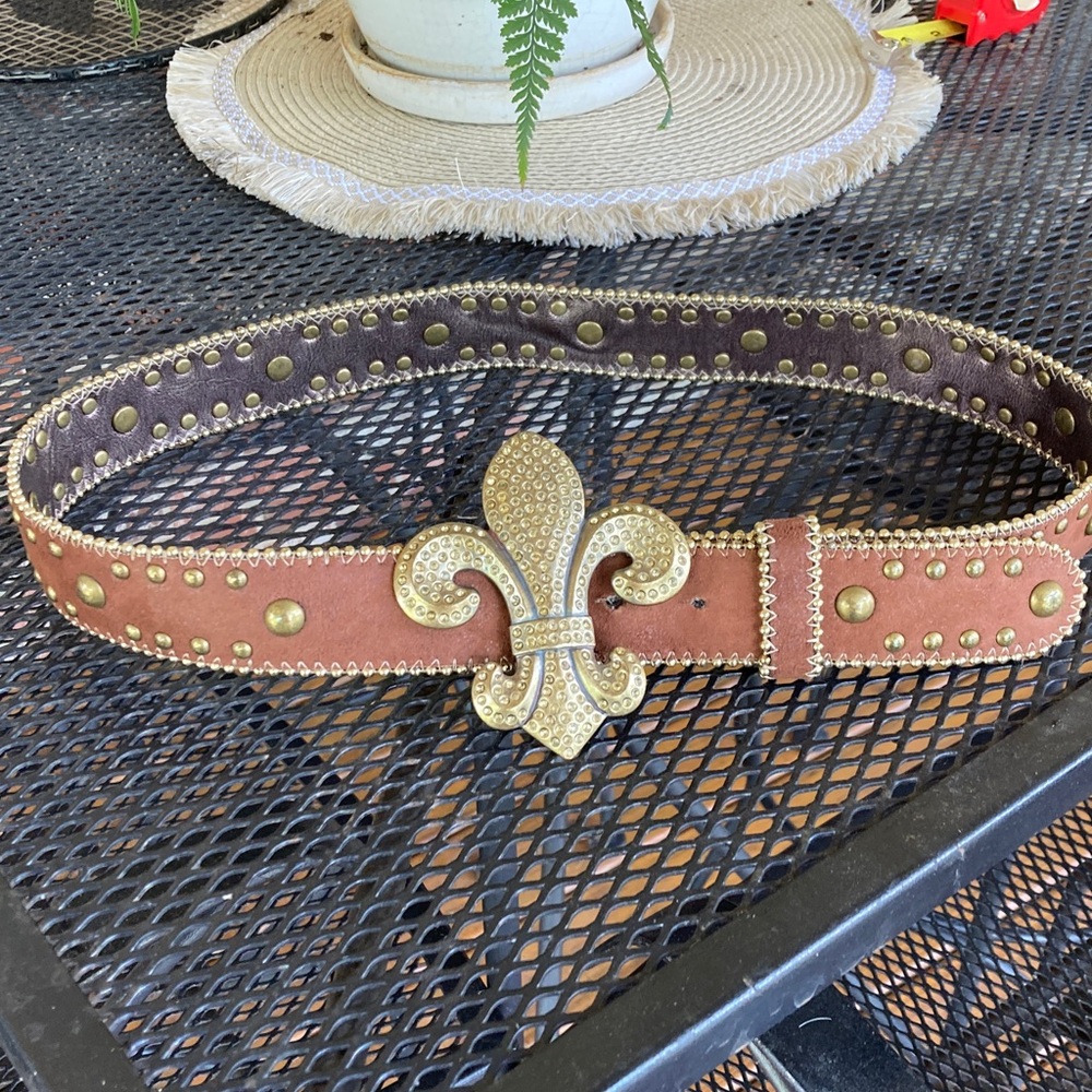 Kathy von zeeland Fleur De Lis Brass Rhinestone Belt Buckle Brown Studded